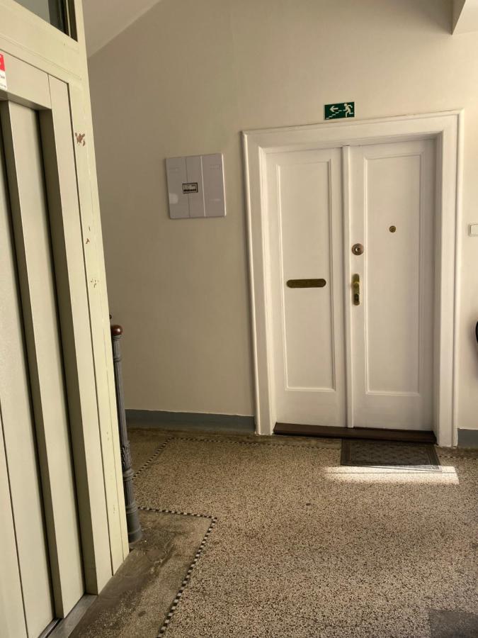 פראג Apartman Kaiser מראה חיצוני תמונה